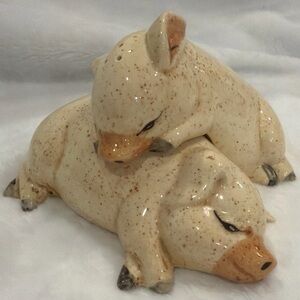Vintage Stacking Pig Salt & Pepper Shakers Ceramic Speckled Piggyback Set